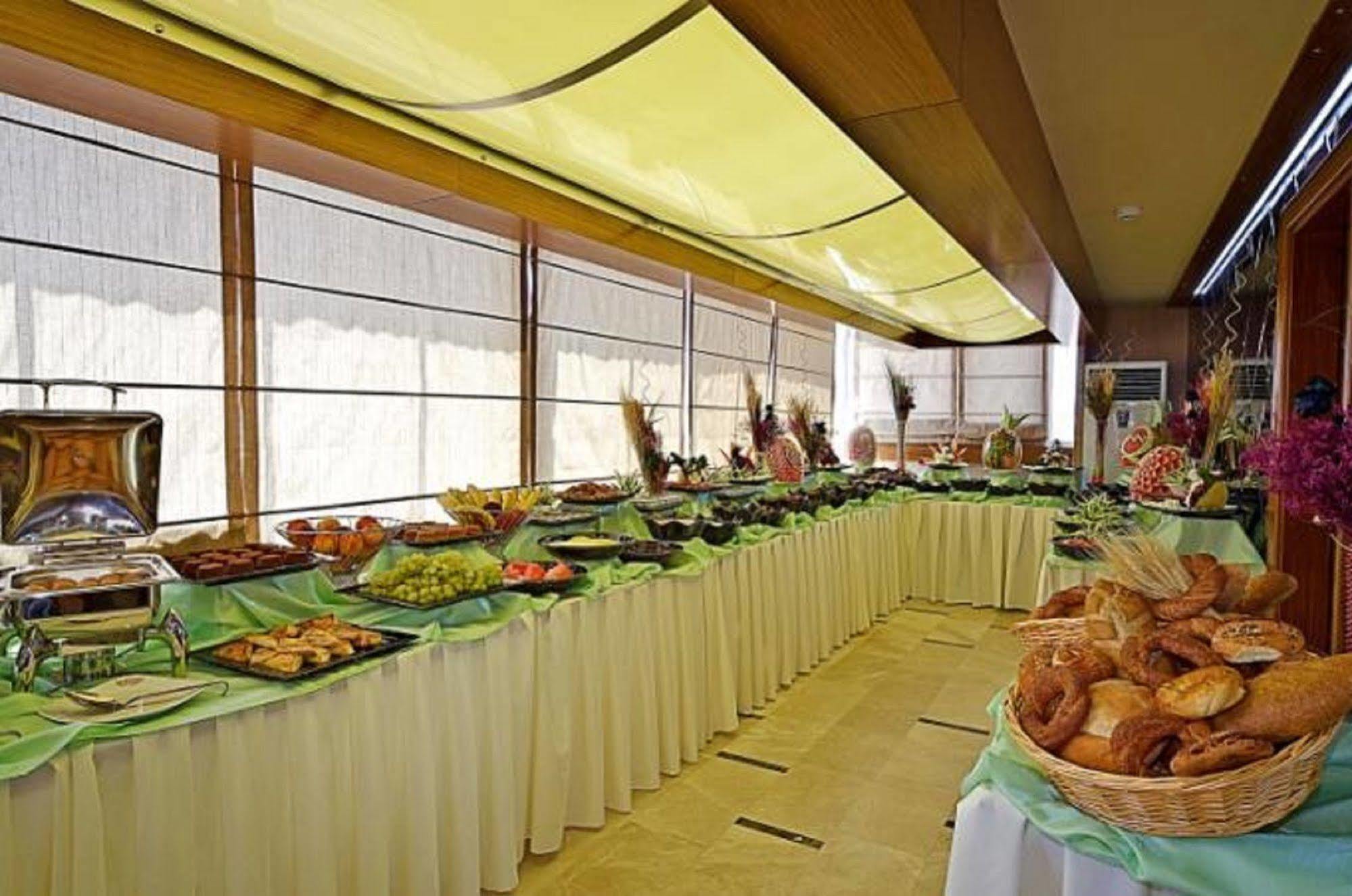 Q Hotel Laleli Стамбул Экстерьер фото
